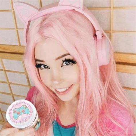 pink hair streamer